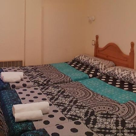 Hostal El Busto Teruel Zewnętrze zdjęcie