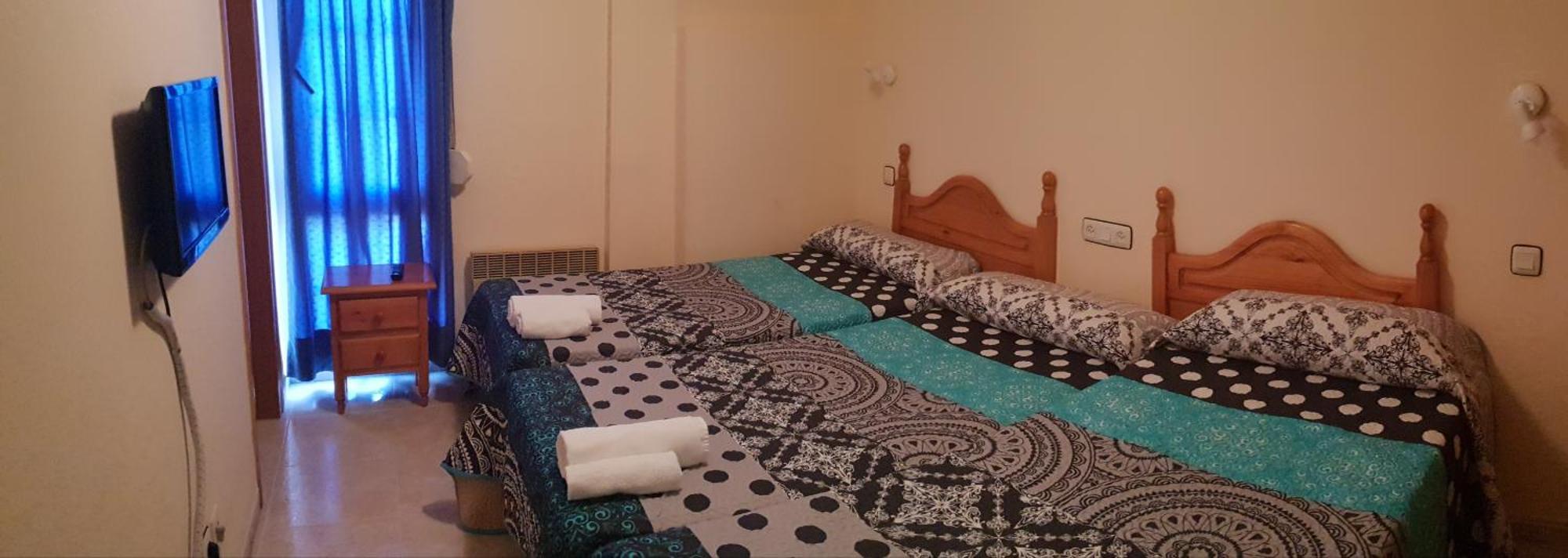 Hostal El Busto Teruel Zewnętrze zdjęcie