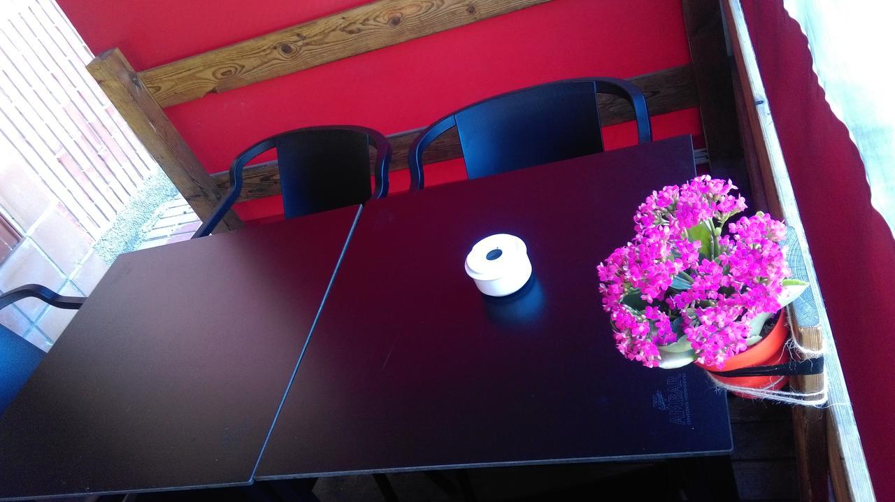 Hostal El Busto Teruel Zewnętrze zdjęcie