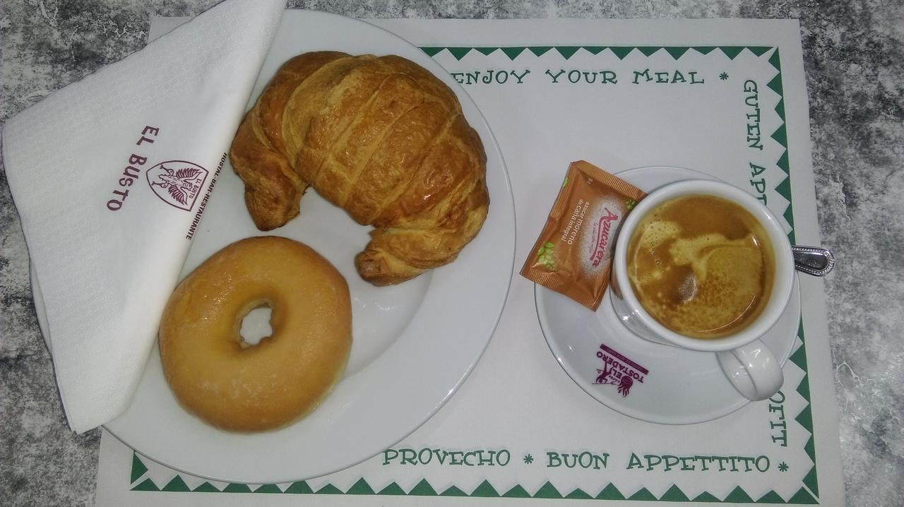 Hostal El Busto Teruel Zewnętrze zdjęcie